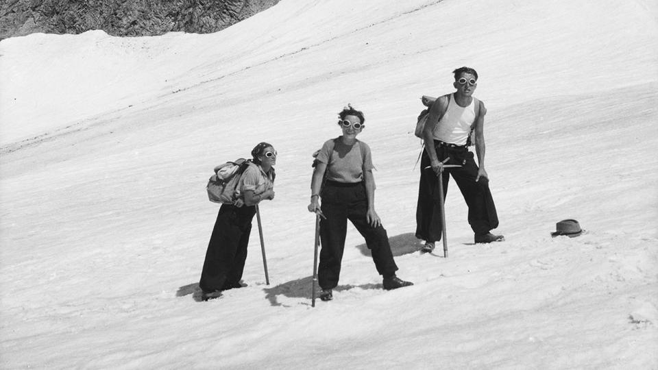 L 'ascension aux lunettes - Copyright Collection France Demay