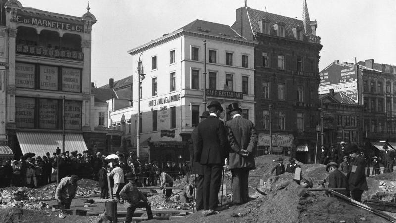 Fouilles de la place Saint-Lambert en 1907, copyright Région Wallonne